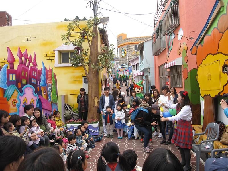 Fairy Tale Village in Songwol-dong2.jpg image