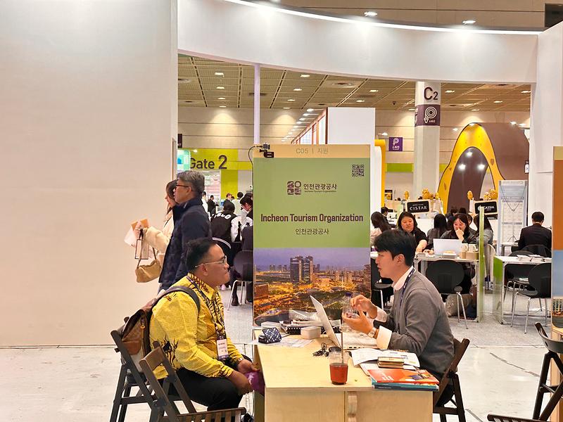 인천홍보관_상담_사진.jpg