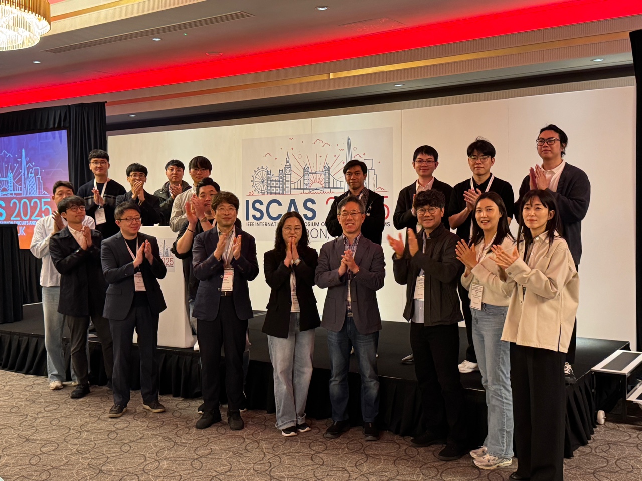 한국유치단사진